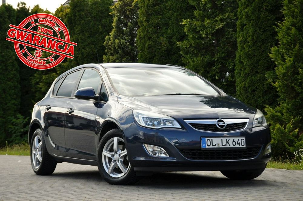 Opel Astra J (2009-2019) 2011