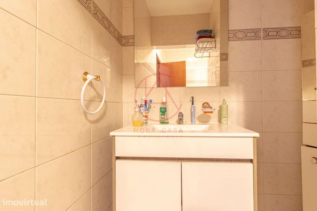 APARTAMENTO T3 1º andar c/ elevador - Sto Antonio da Charneca-35