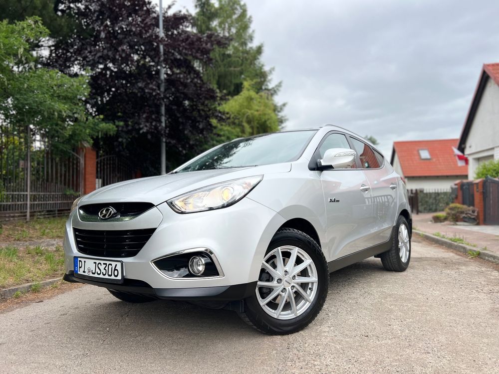 Hyundai ix35 blue 1.6 2WD Finale Gold 2013