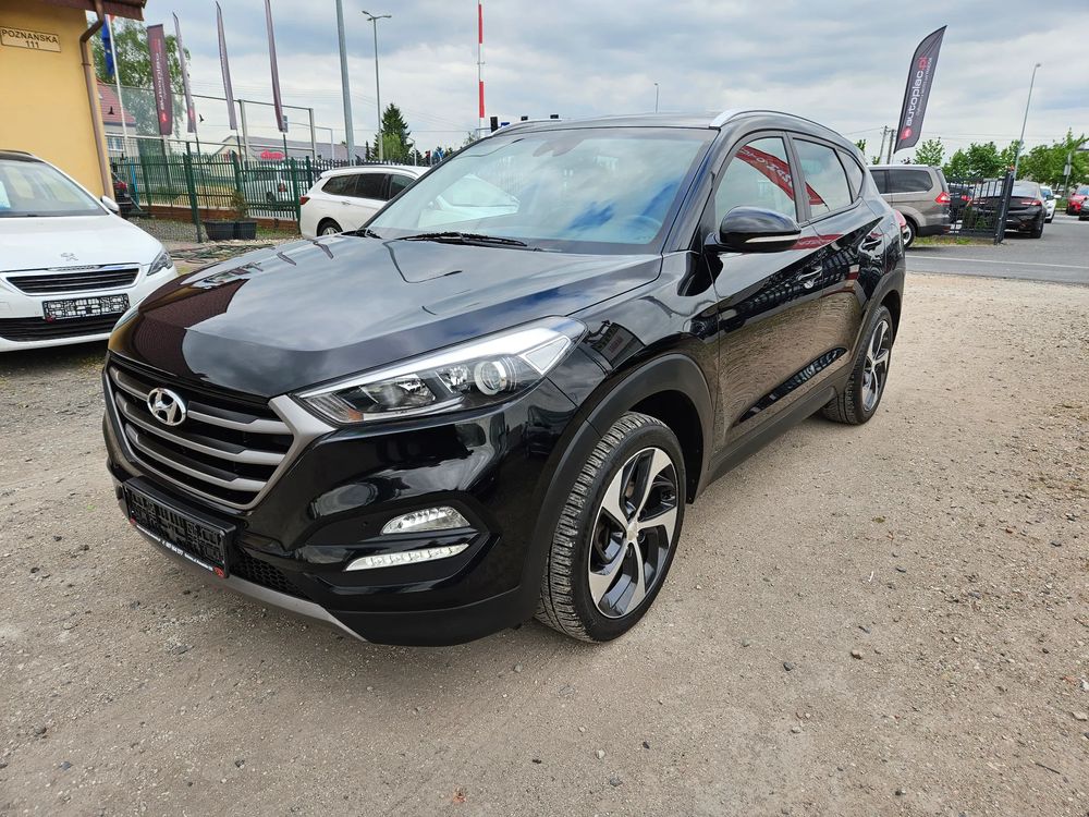Hyundai Tucson III blue 1.7 CRDi 2WD Passion 2015