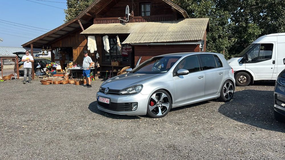 Volkswagen Golf 2.0 TDI DPF DSG GTD 2010