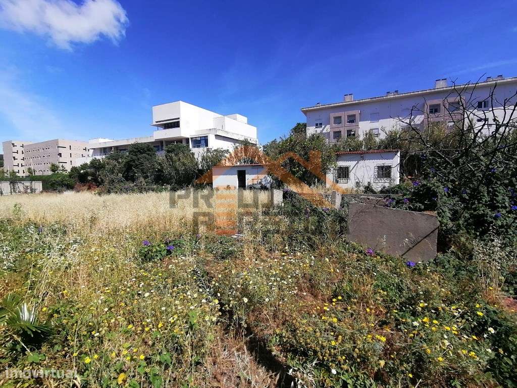 Terreno Rústico com 2.000 m2, com possibilidade de passar a Urbano,... - Grande imagem: 1/8