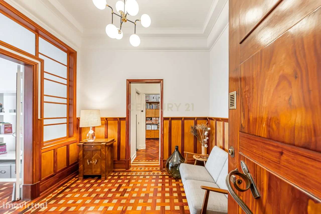 Excelente imóvel de luxo em lisboa de tipologia T6, na Avenida Almiran - Grande imagem: 3/33