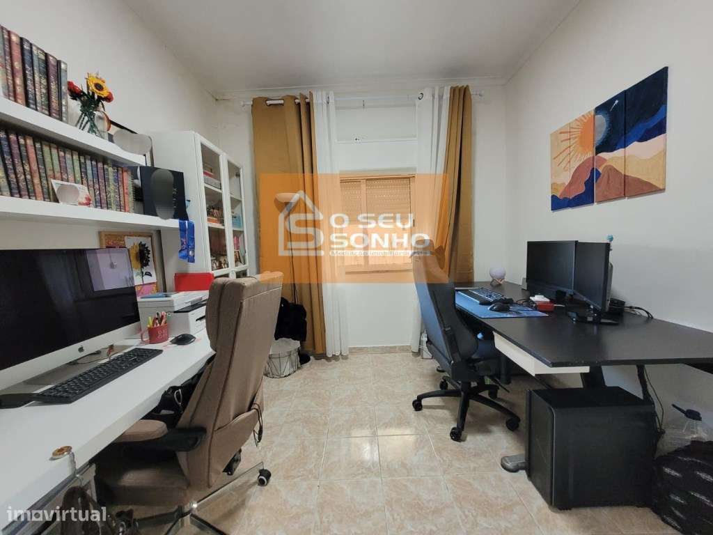 Moradia T3 com Quintal em São Brás de Alportel-12