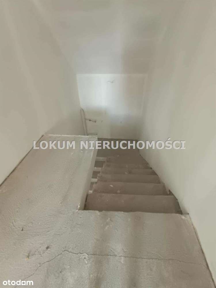 Dom z garażem dwustanowiskowym, 2,5km od runku.-18