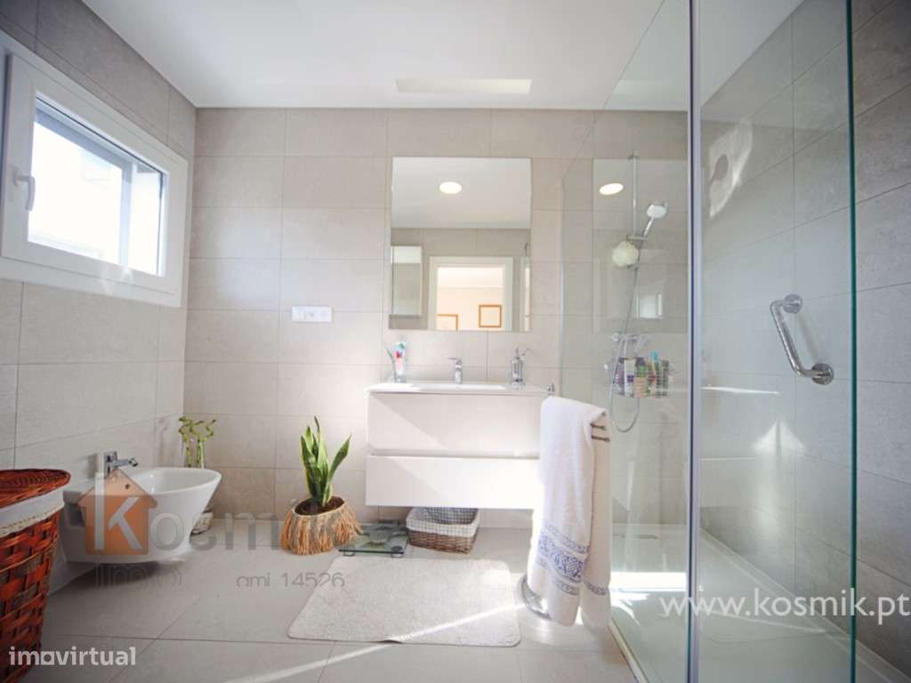 T2 ODIVELAS . PAIÃ :: SEMINOVO : Equipado : Garagem : Arrecadação-34