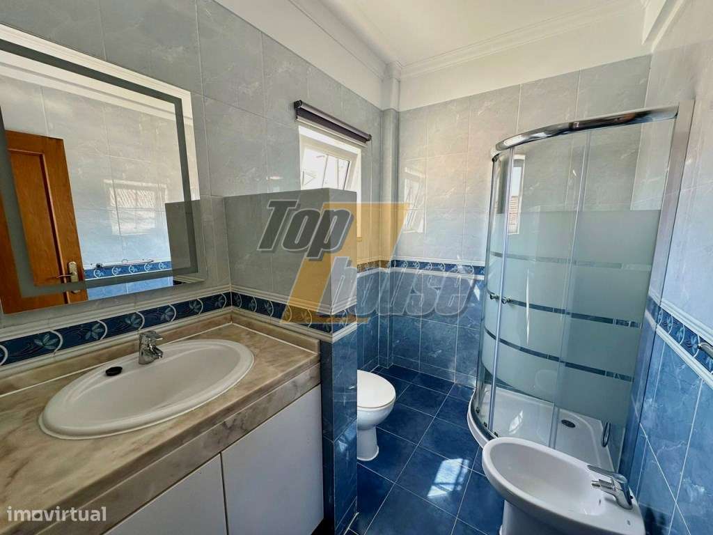 Moradia T4 com piscina e terreno de 900m2 - Quinta da Serralheira -...-38