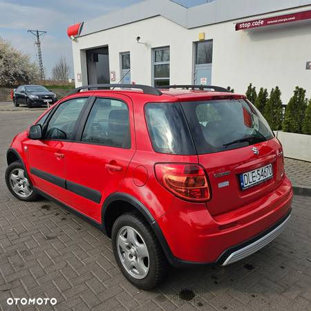 Suzuki SX4 1.9 DDiS DPF 4x4 Club - 3