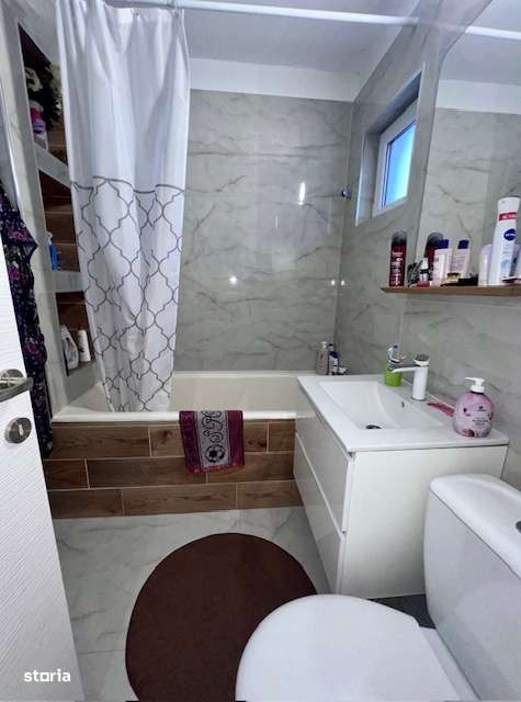 Tomis Nord-3 camere decomandat cu gaze-4