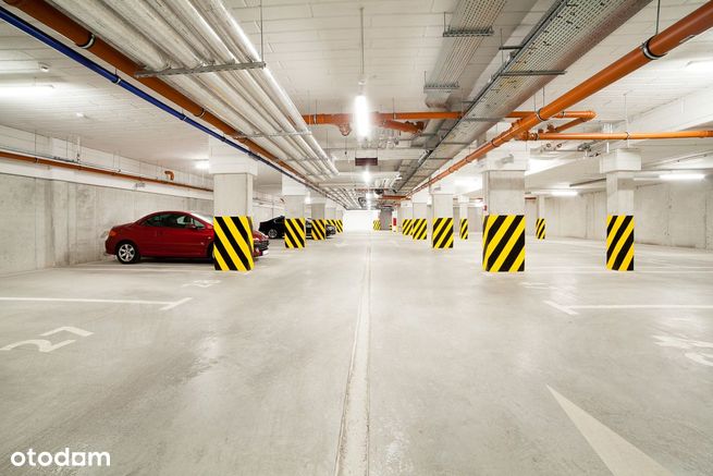 Miejsce parkingowe w garażu podziemnym Dyrekcyjna