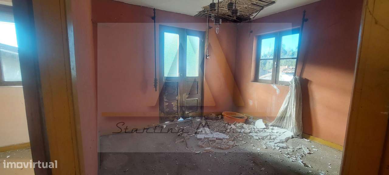 Moradia com terreno em estado de ruína na freguesia de Retorta em V...-6