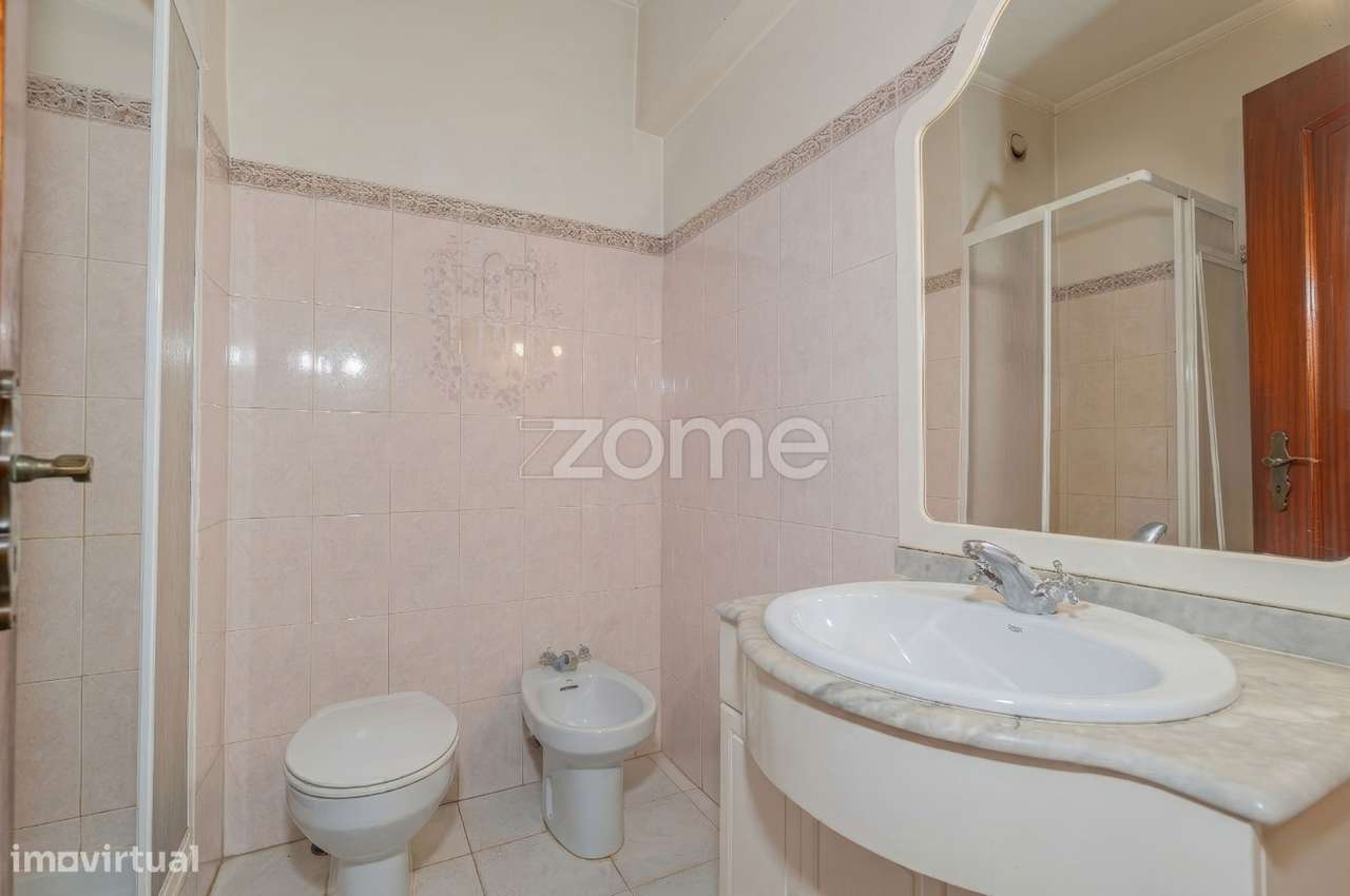 Apartamento T4 em Oeiras com vista mar-21