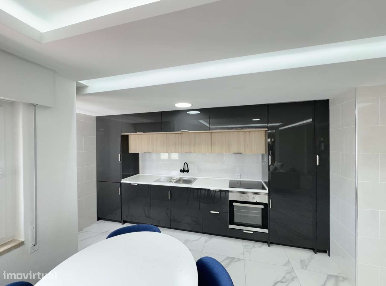 Apartamento T2 Venda em Portimão,Portimão-6