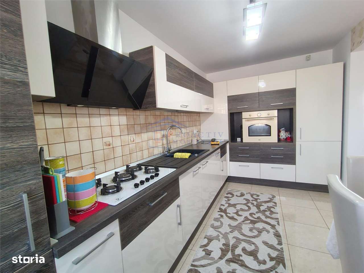 Casa individuala, Ipotesti, C-5613 - Imagine principală: 4/13