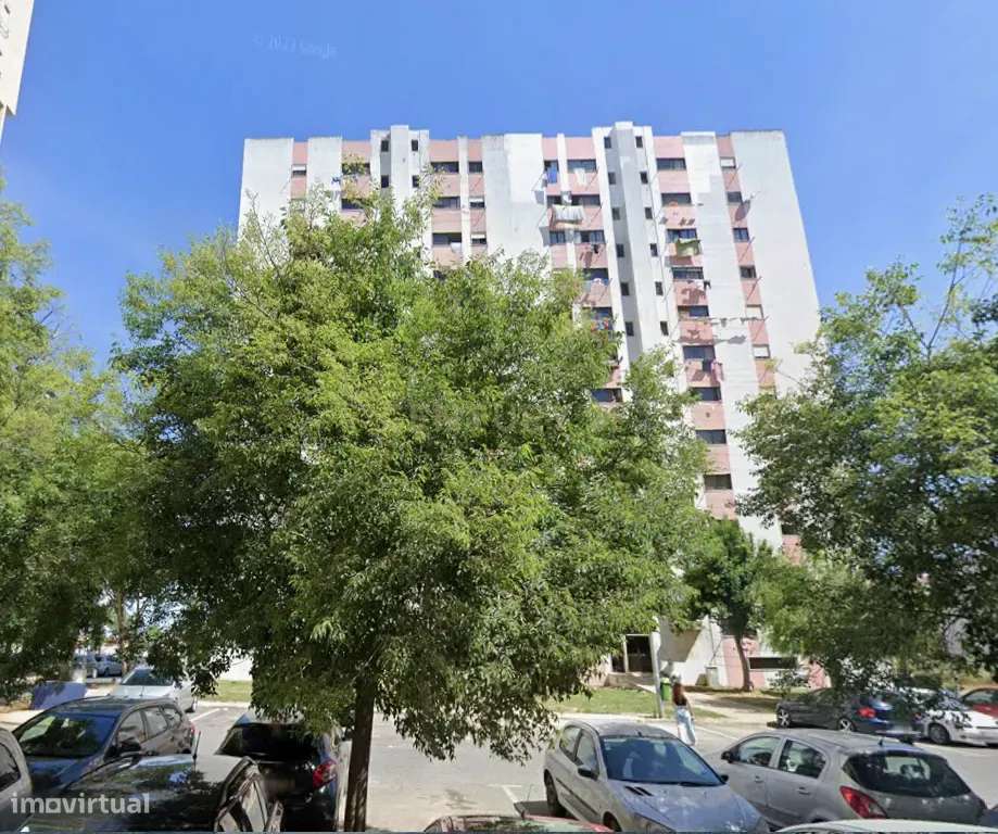 IMÓVEL ARRENDADO ATÉ ABRIL 2026  Apartamento T3 - Grande imagem: 4/6