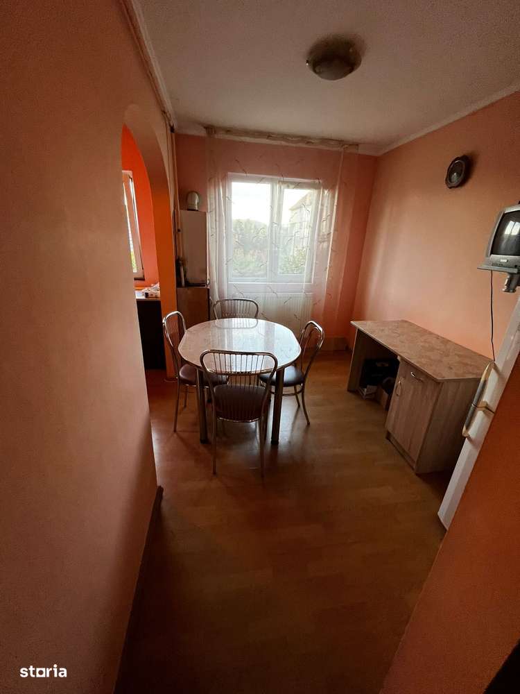Apartament 3 camere, etaj intermediar, Centrul de Transfuzii. - Imagine principală: 4/13