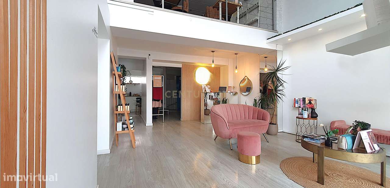 Loja 2 Pisos Centro da Cidade de Coimbra - Grande imagem: 2/16