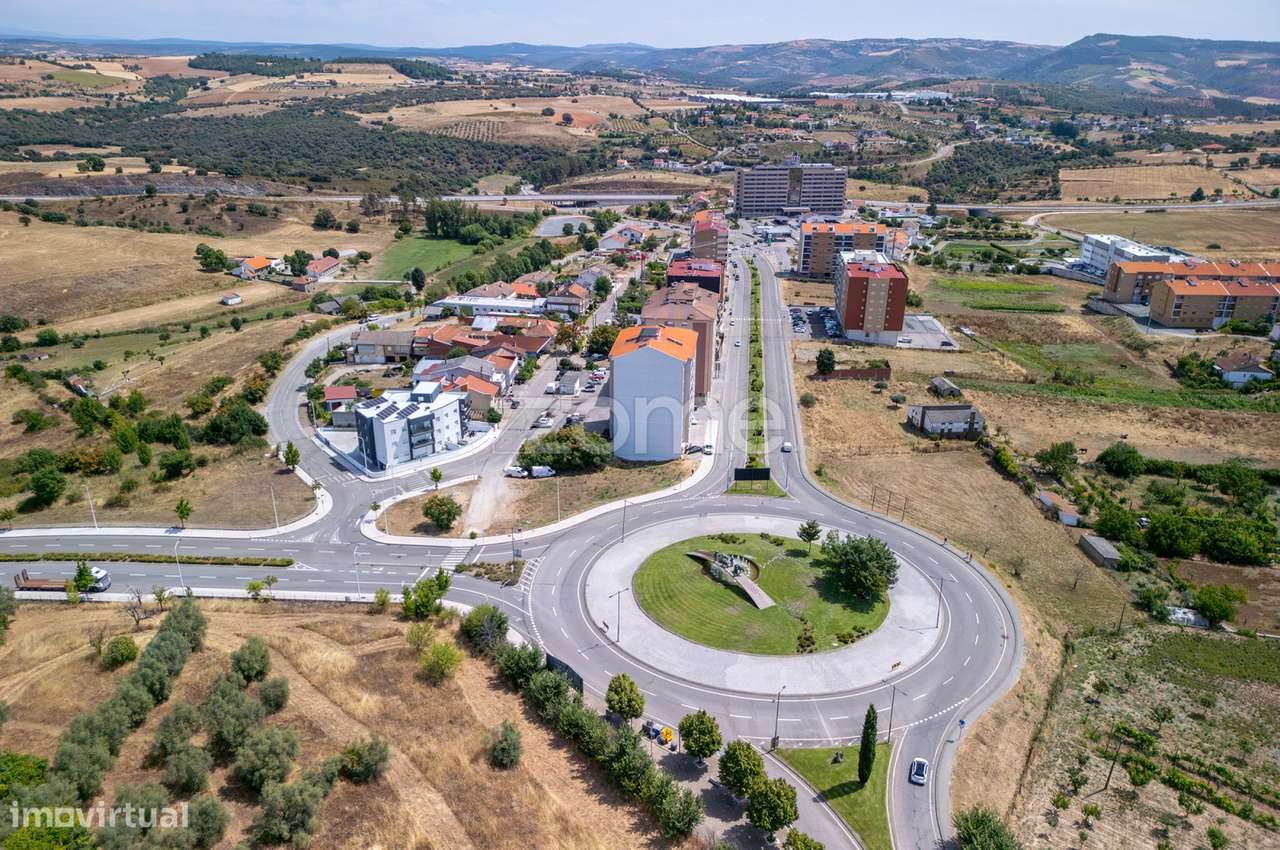 Terreno para construção de prédio - Av. do Sabor - Bragança - Grande imagem: 5/16