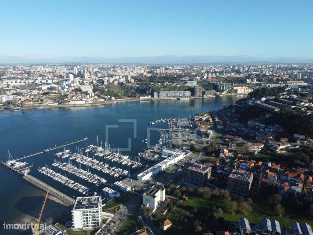 Terreno com PIP Aprovado a 500 m do Mar em Canidelo - Grande imagem: 2/10