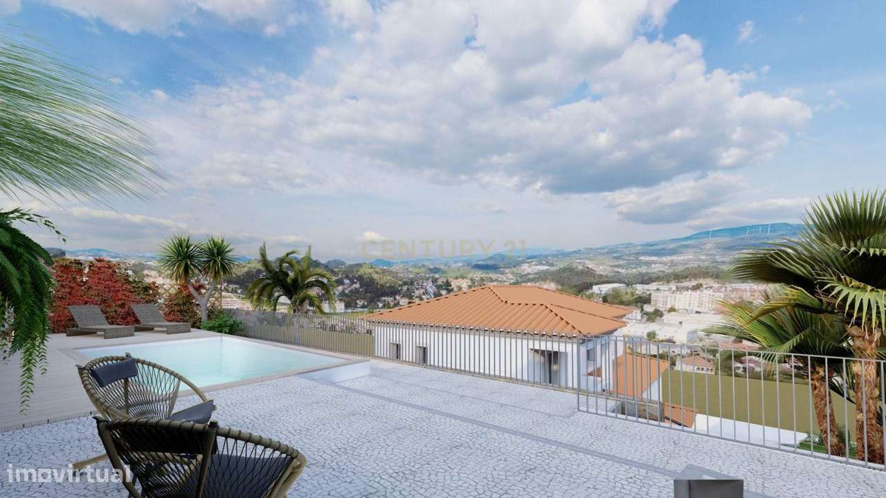 Moradia T4 na Venda do Pinheiro — Elegância, Conforto e Qualidade de V-21