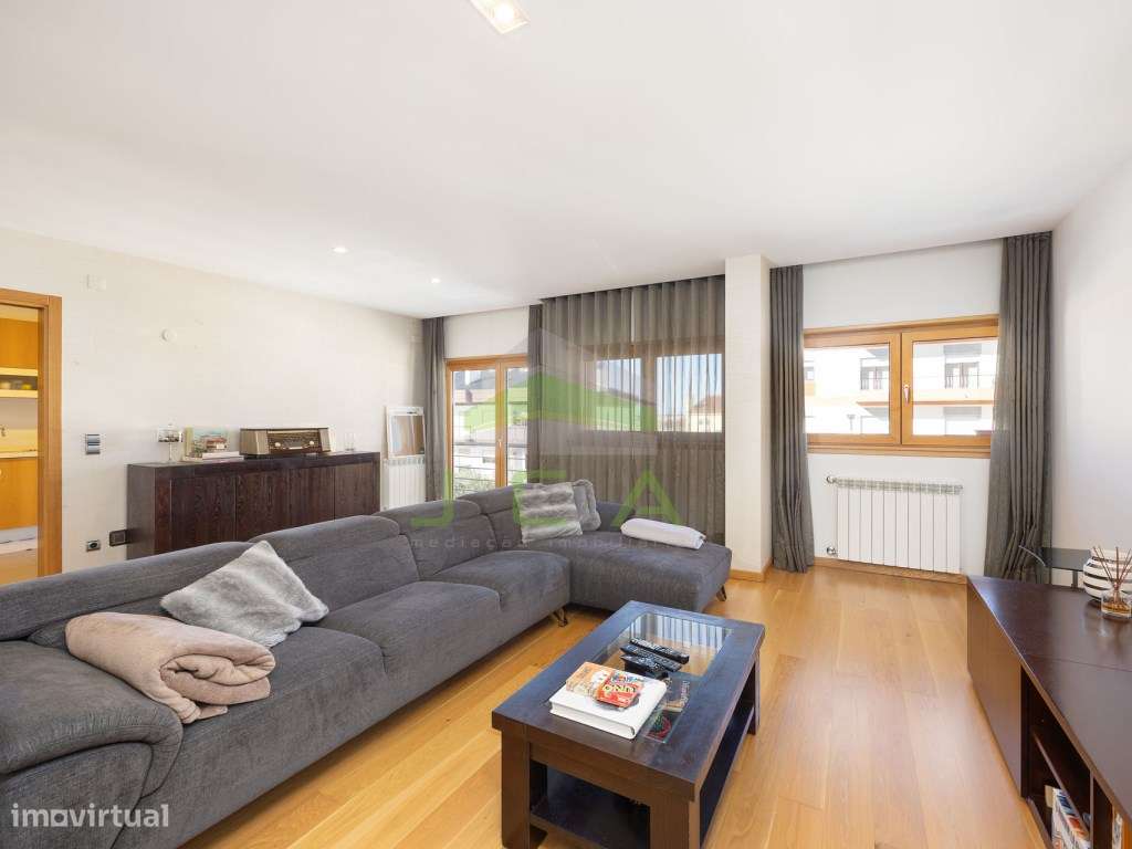 Apartamento T4 no condomínio fechado 'Gardens Prestige'-7