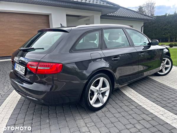 Audi A4 Avant 2.0 TDI DPF multitronic Ambiente - 12