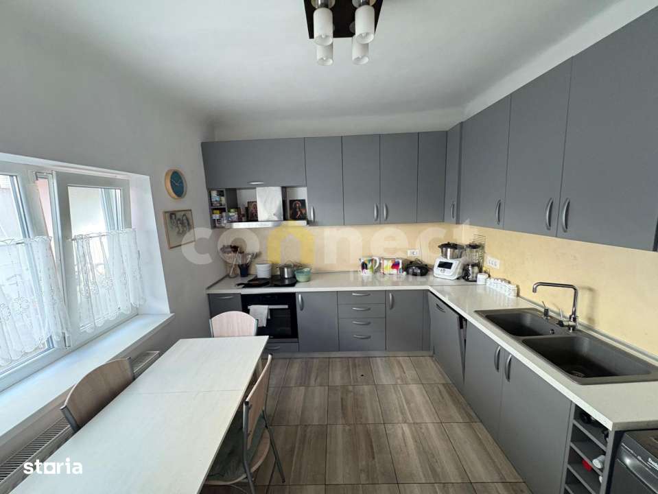Casa de vanzare | SU 147 mp | Central, zona Str. Motilor
