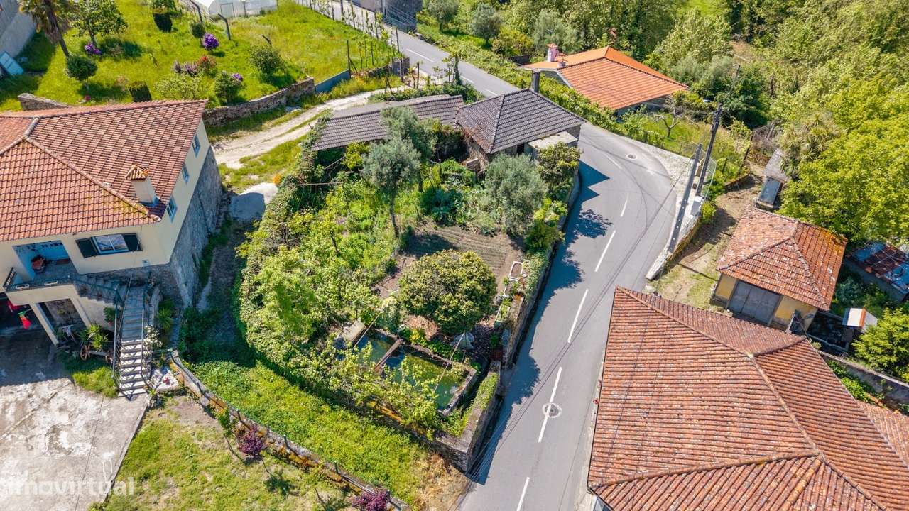 Moradia para Restaurar T3 Venda em Cabeceiras de Basto,Cabeceiras de B-11