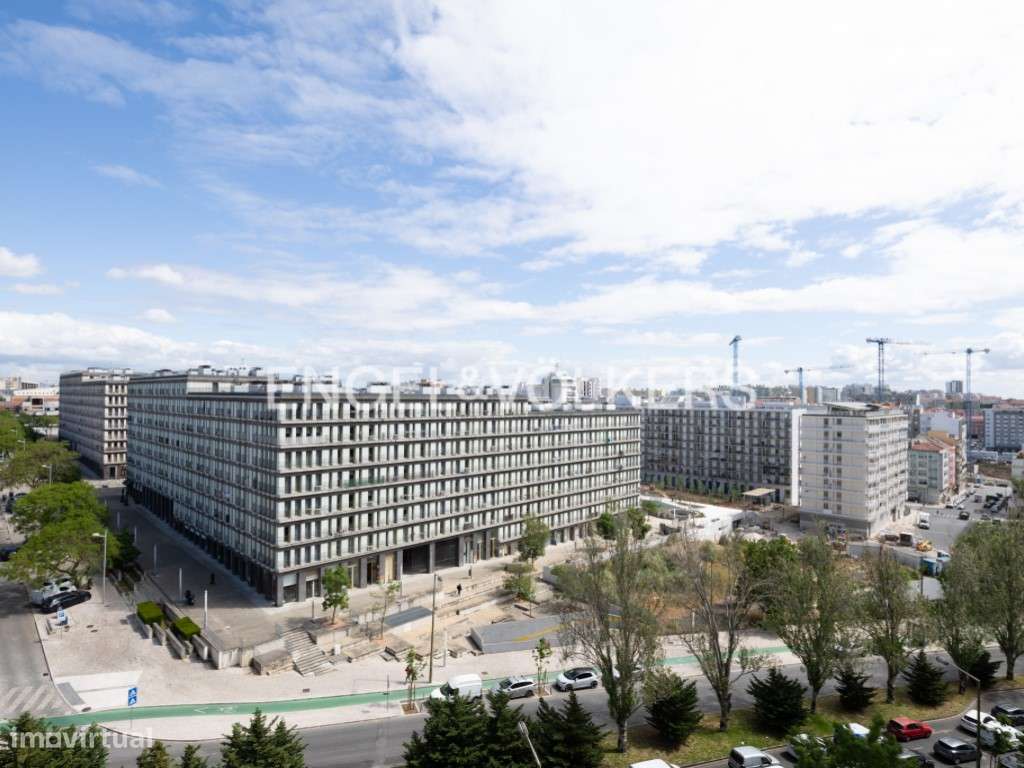 T3 com Terraço Privativo nas Avenidas Novas Oportunidade de Remodel...-20