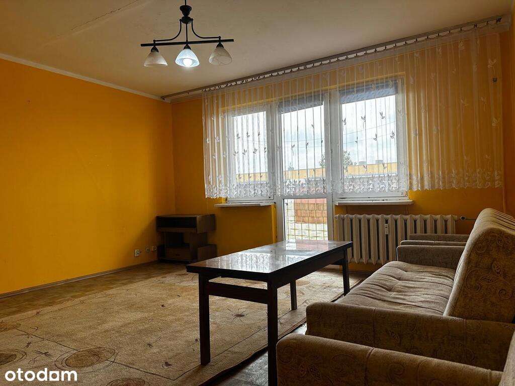 Mieszkanie 63,32 m2, 3 pokoje ,loggia, do remontu-1