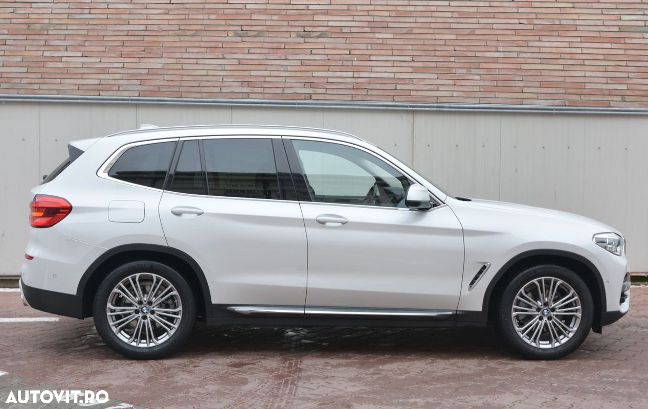 BMW X3 xDrive20d Aut. Luxury Line - 8