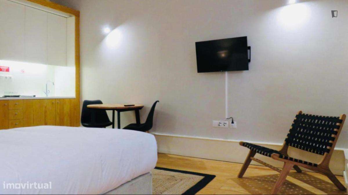 Estúdio - localizado em São Nicolau Porto - Grande imagem: 5/7