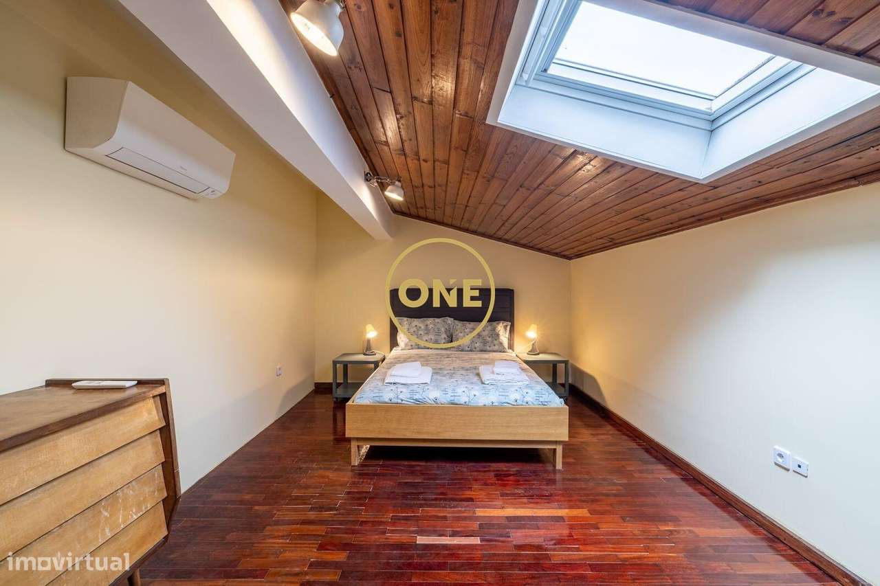 Apartamento T2 Renovado Escritorio Convertido Alojamento Local A