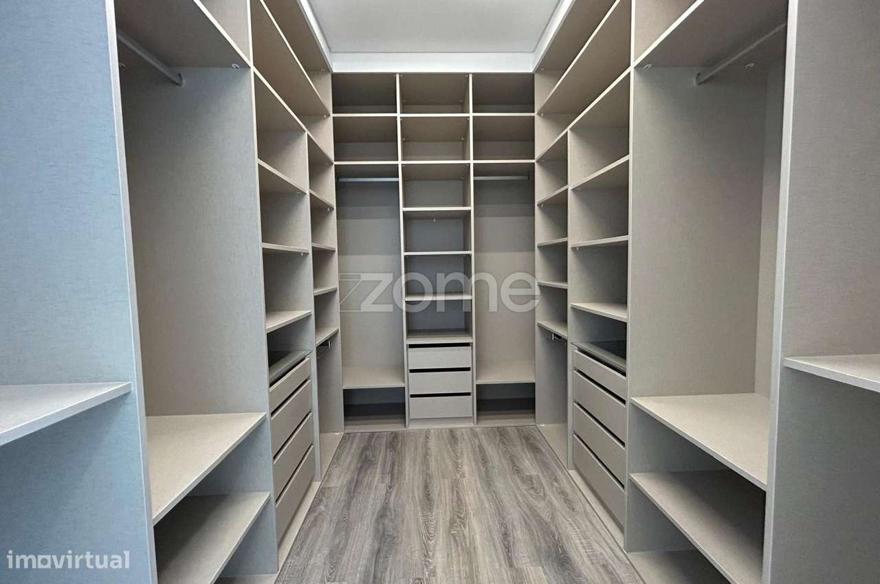 Moradia T4 Térrea em lote de 527m2 - Azeitão-16