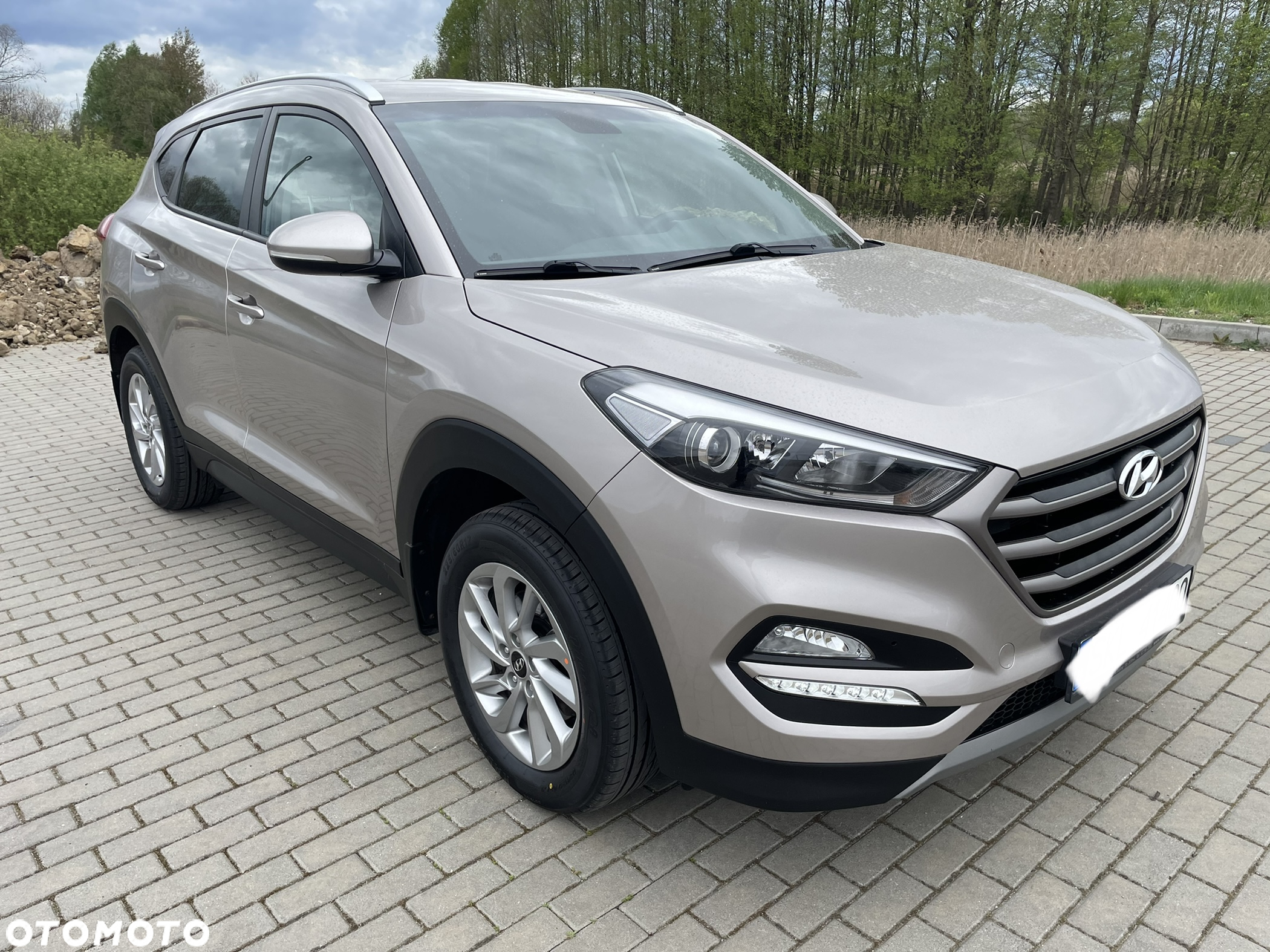 Hyundai Tucson blue 1.6 GDi 2WD Navi - 12