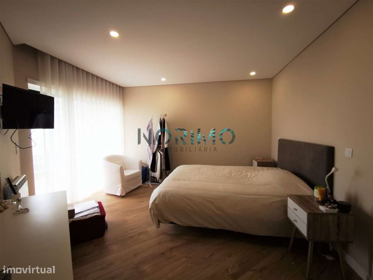 Apartamento T3 Frente Mar (Remodelado)-24