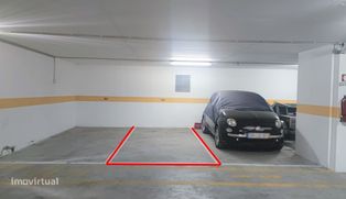 Arrenda-se Lugar de estacionamento coberto