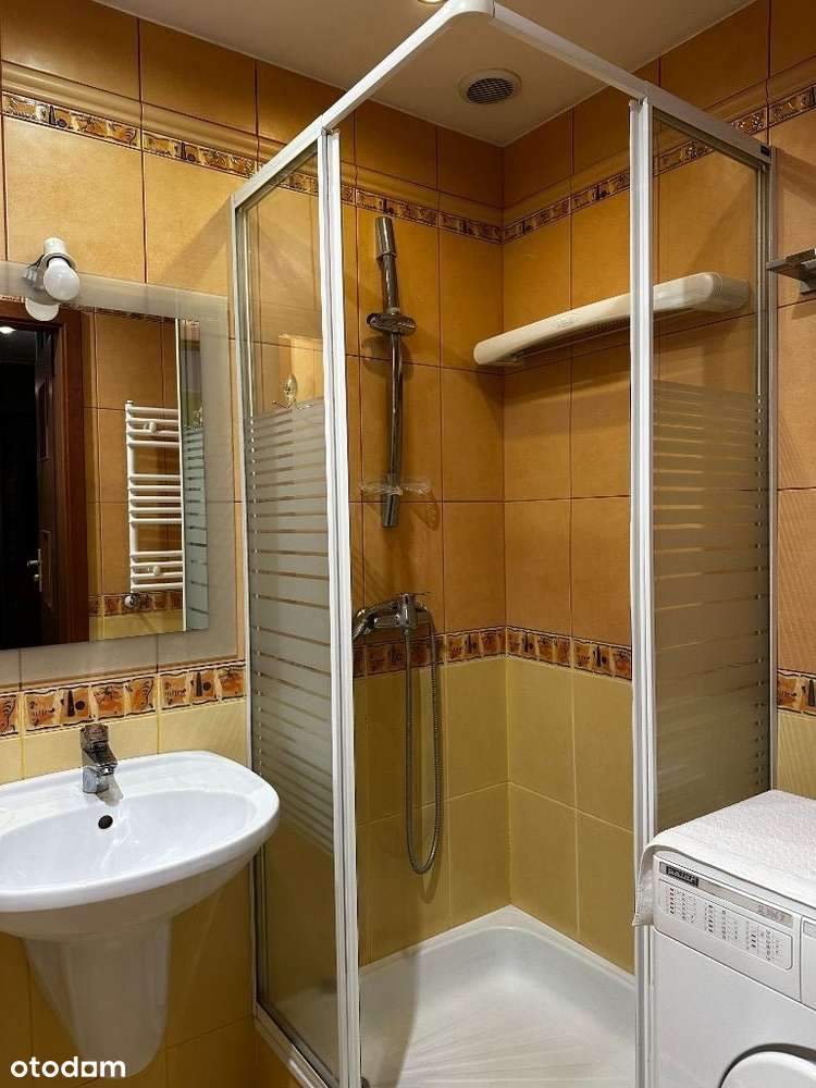 Ładne z miejscem parkingowym - I PIĘTRO      !!!!BEZ CZYNSZU !!!! - Pełny obrazek: 5/7