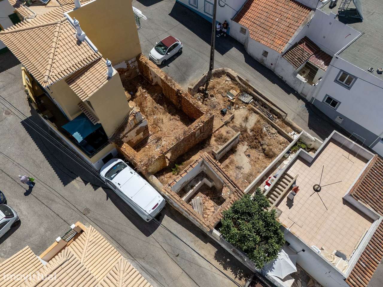 RUINA COM PROJECTO APROVADO NO CENTRO DE ESPICHE - Grande imagem: 4/14