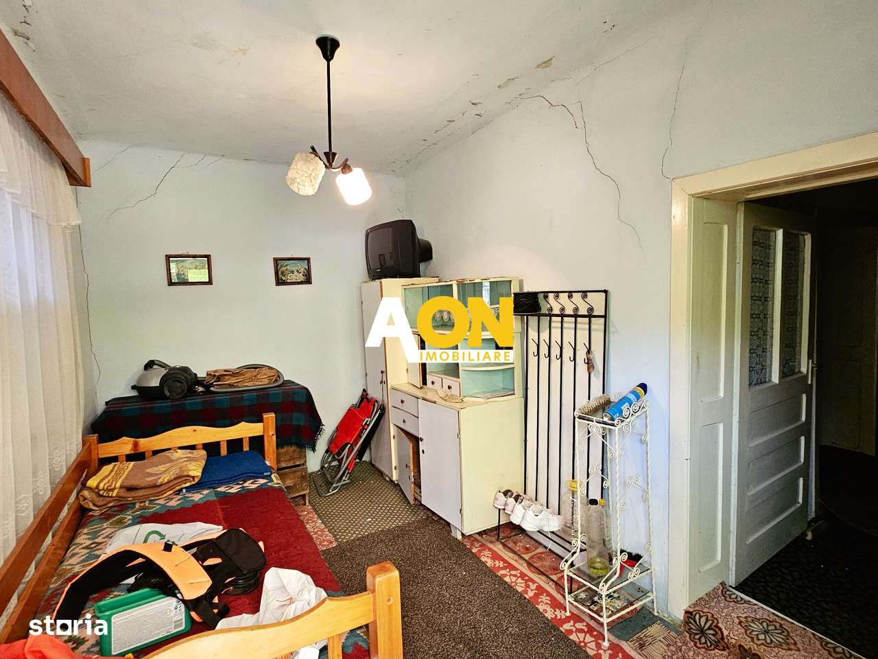 Casă batranească, 3 camere, 2200 mp teren, sat Bucerdea Grânoasă - Imagine principală: 5/16