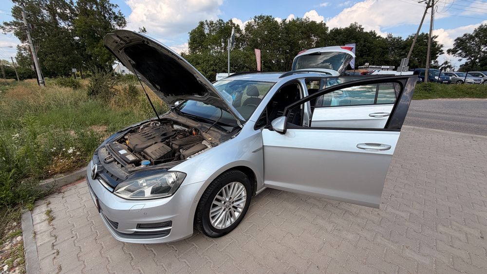 Volkswagen Golf VII (2012-2020) 1.6 TDI BMT Highline 2013