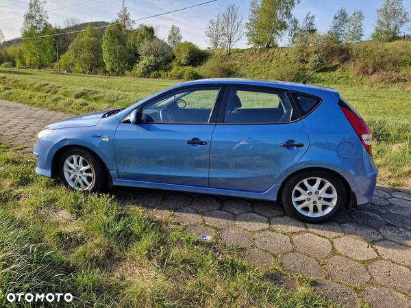 Hyundai I30 1.6 CRDI blue Classic - 6