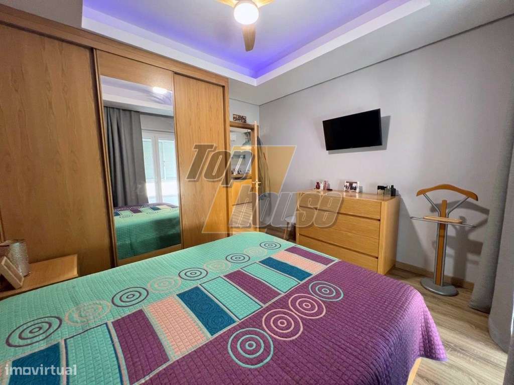 APARTAMENTO T2 + APROVEITAMENTO DE SÓTÃO | TOTALMENTE REMODELADO-9