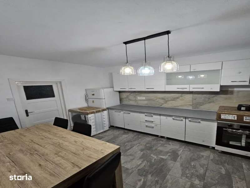 Casă la cheie aproape de centru -Garaj + Curte | Zona Blașcovici - Imagine principală: 4/9