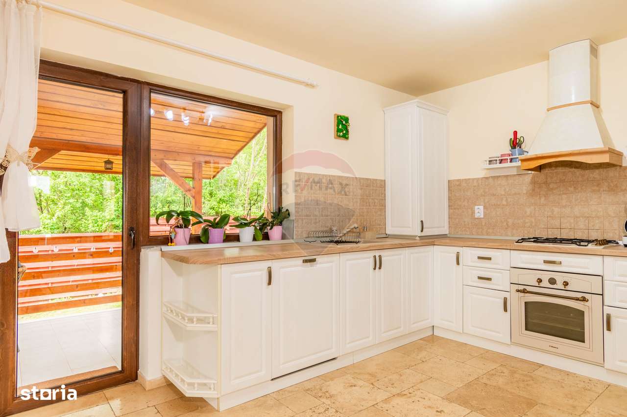 Casa de vanzare, Jucu de Sus teren 811mp, 4 Camere, 2 Bai, Priveliște-7