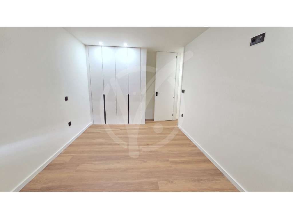 Apartamento T3 como NOVO junto ao METRO na Póvoa de Varzim-17