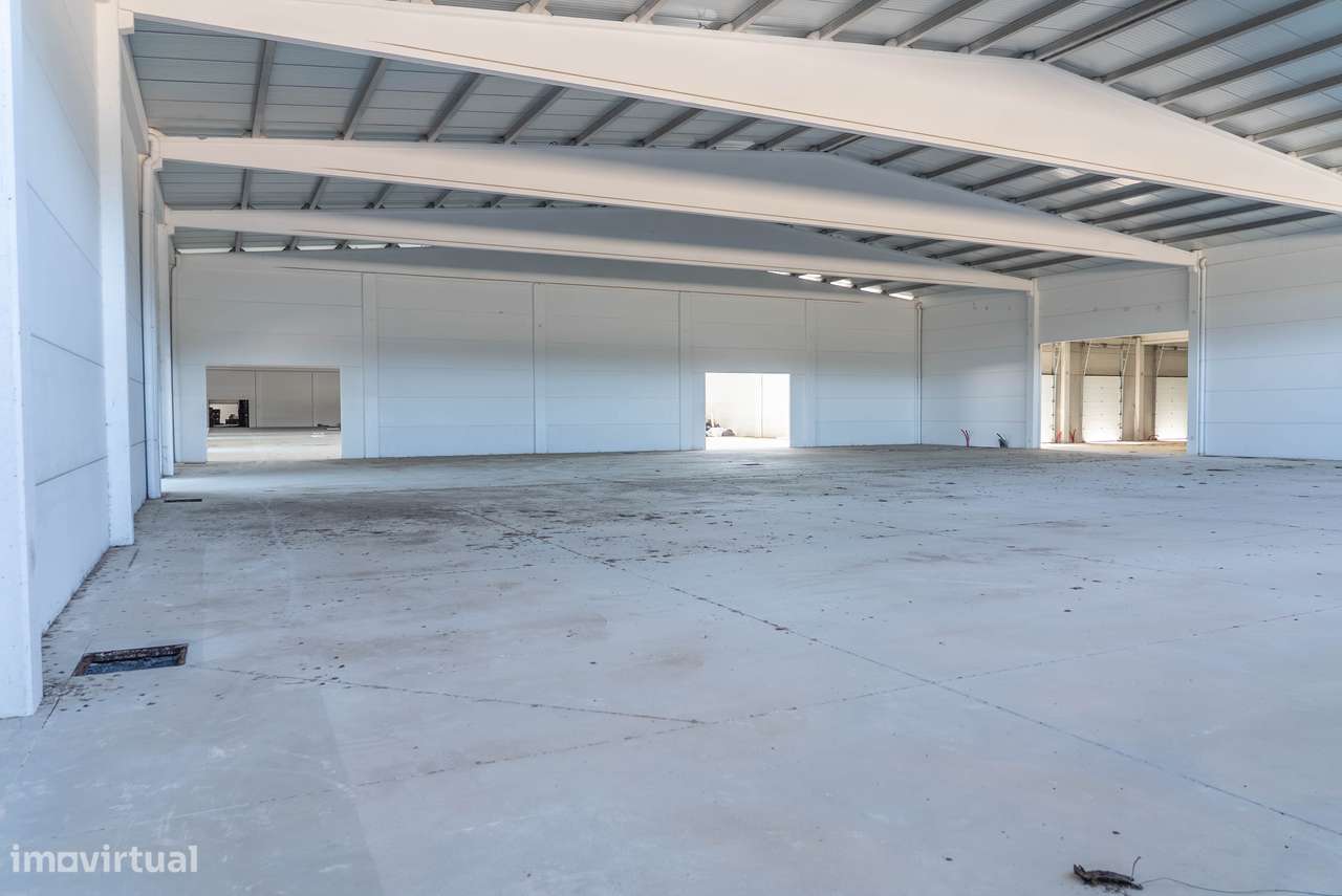 Entreposto em A-dos-Cunhados 8040m2-19