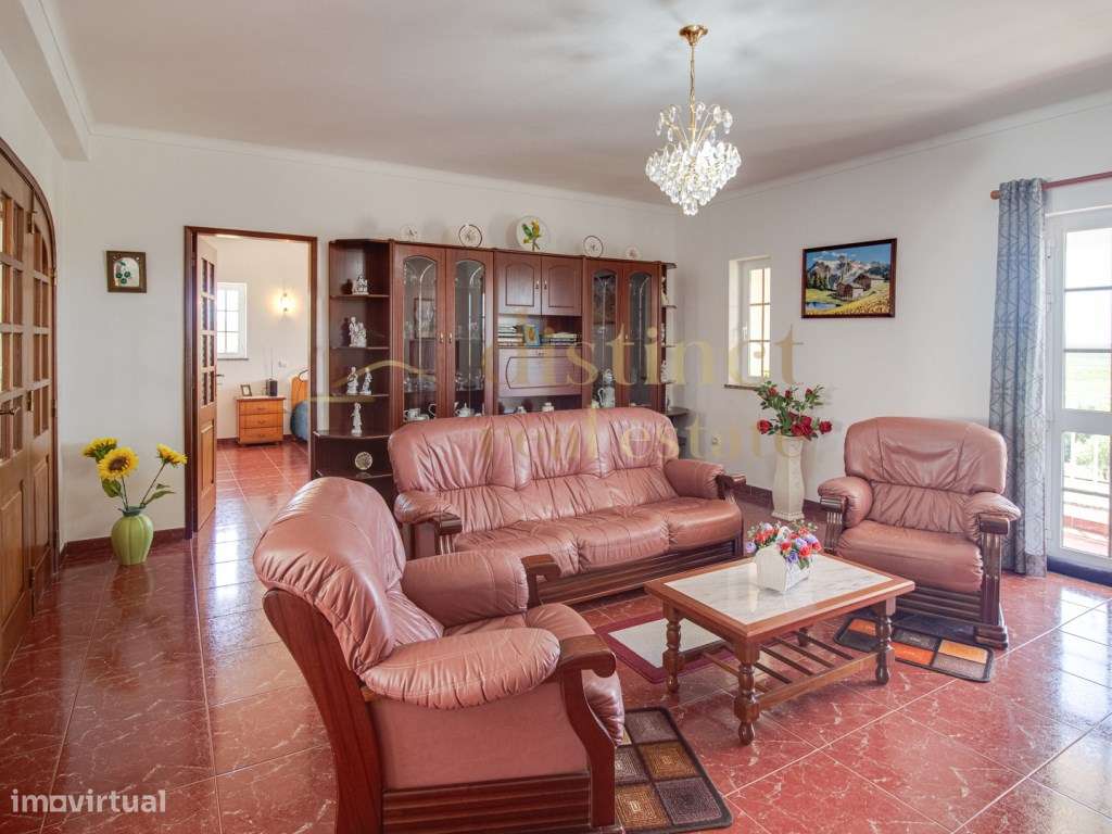 Moradia com 2 quartos e boas vistas-7