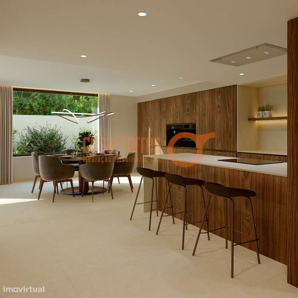 Moradia de Charme T4 + Office-8