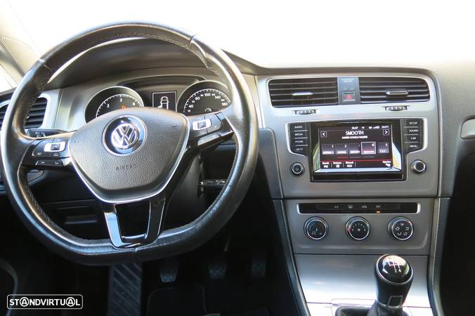 VW Golf 1.6 TDi Confortline - 47